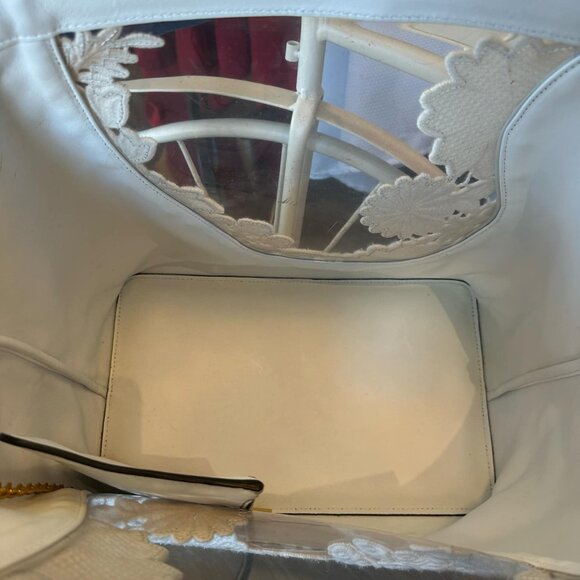 Dolce & Gabbana Sicily Lace Tote - Picture 8 of 16